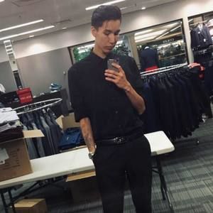 Meet your Posher, Liam